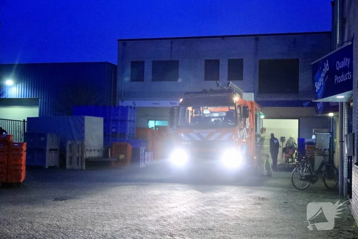 Visgroothandel vol rook na brand in koelcel