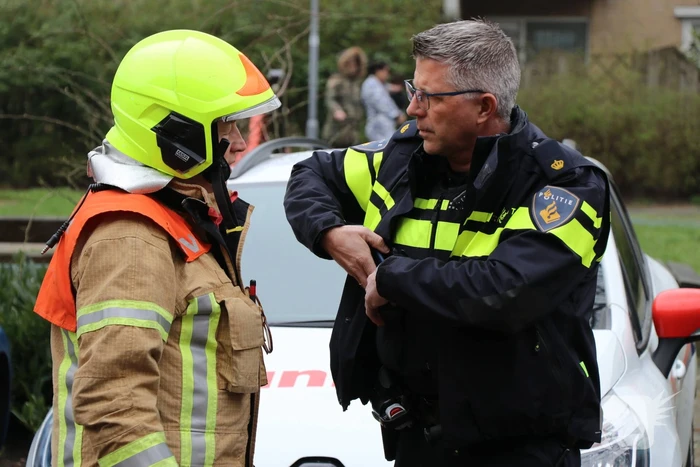 Vrouw uit woning gered bij uitslaande brand in Oosterflank