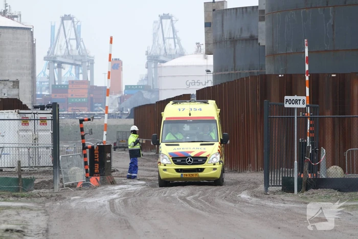 ongeval beerweg maasvlakte rotterdam