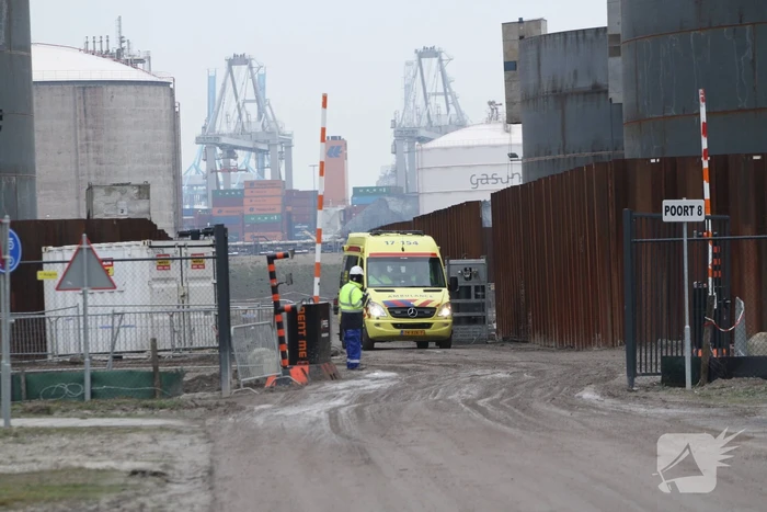 Gewonde bij bedrijfsongeval HES tank terminal