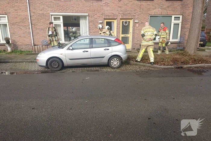 Auto lekt benzine