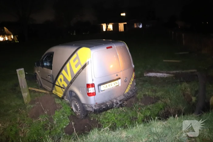 Bestuurder vlucht na ongeval