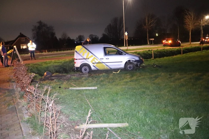 Bestuurder vlucht na ongeval