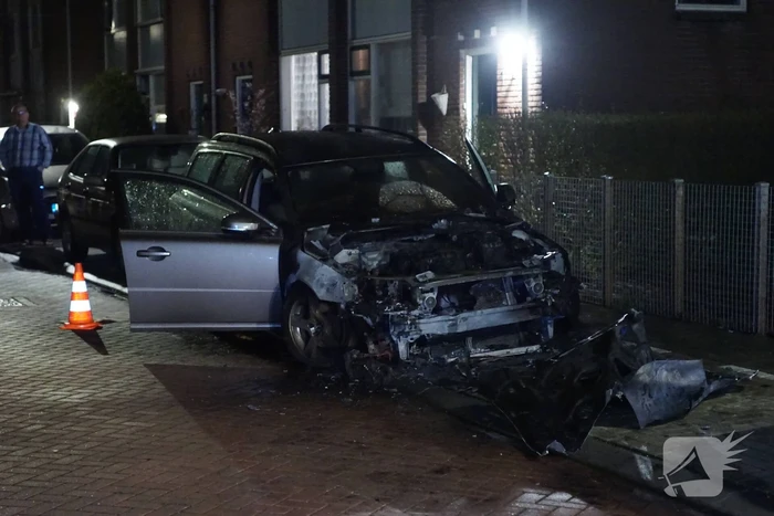 Auto flink beschadigd na brand