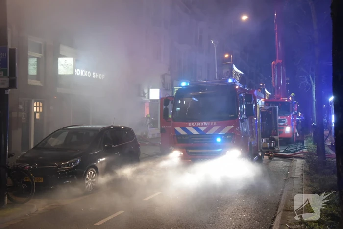Twee gewonden bij zeer grote brand in snackbar De Engel