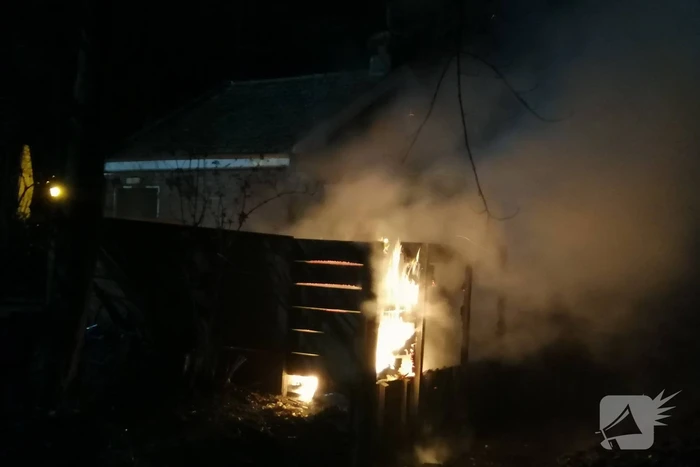 Flinke brand bij opslagplaats Theehuis De Leidsehout