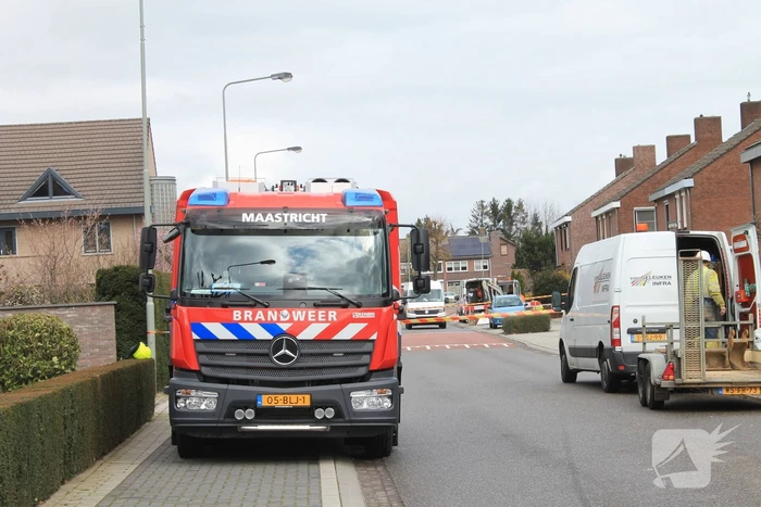 Straat afgesloten door lek in gasleiding