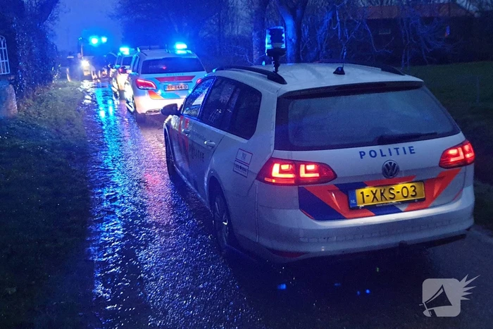 Persoon door omstanders uit het water gehaald