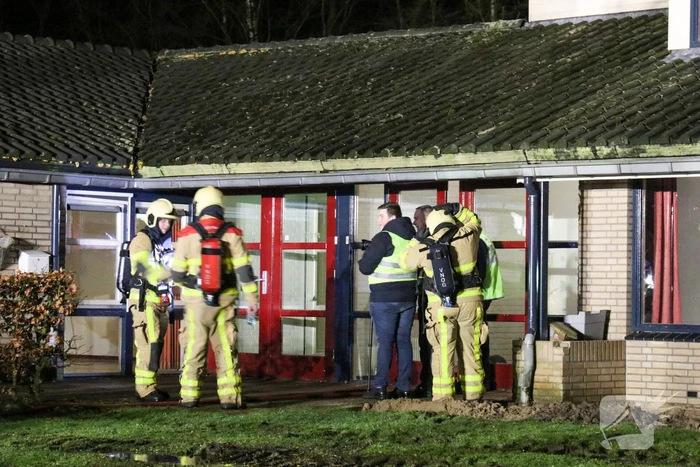 Brandweer oefent in oud verzorgingstehuis