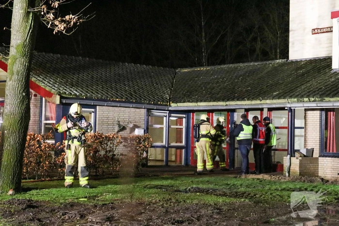 Brandweer oefent in oud verzorgingstehuis