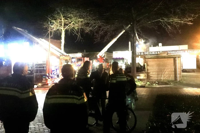 Veel rook bij brand in palingrokerij
