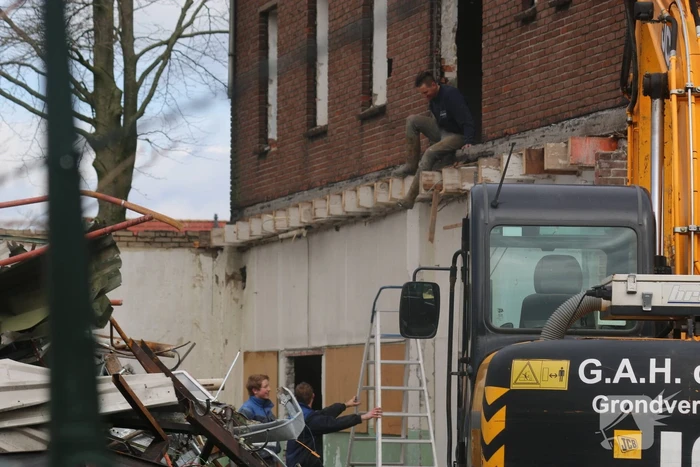 Brand tijdens werkzaamheden in voormalige Pehavee fabriek