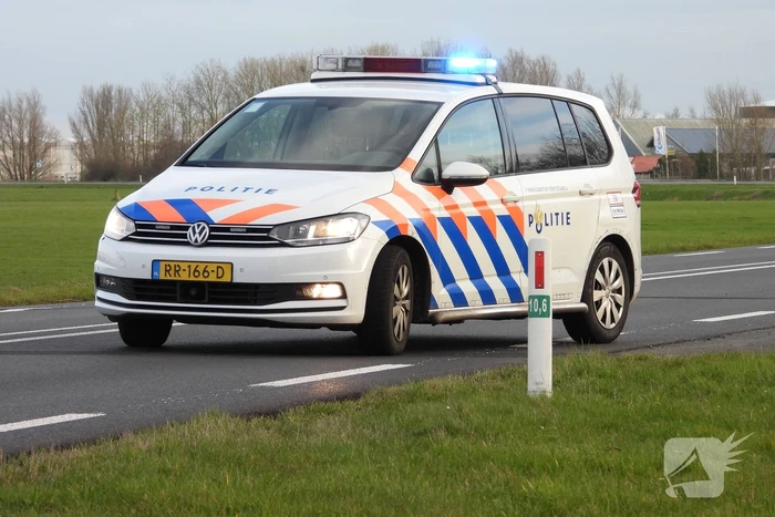 Provincialeweg dicht na aanrijding