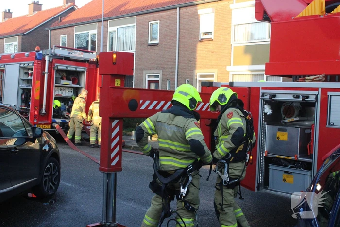 Veel rook bij schoorsteenbrand