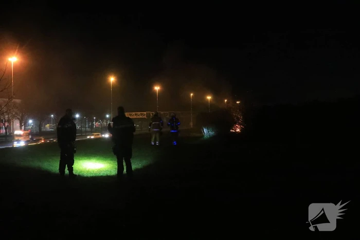 Gedumpte scooter in brand gestoken