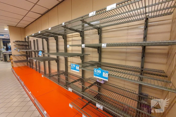 Ook lege schappen in Rotterdamse supermarkten