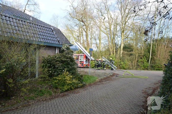 Brand in leegstaand winkelpand