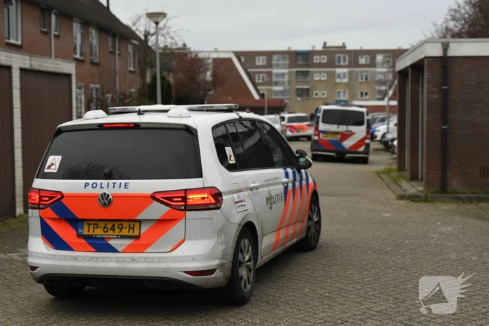 Grote politie inzet bij woning
