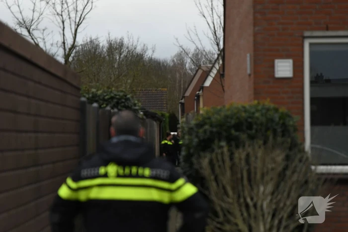 Grote politie inzet bij woning