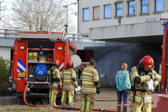 Voormalig pand Getronics Data Centre vol rook