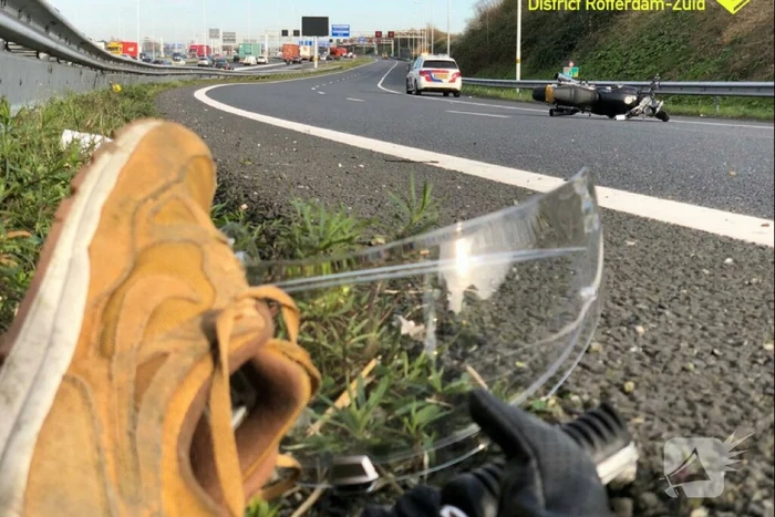 Verbindingsweg dicht na ongeval met motorrijder