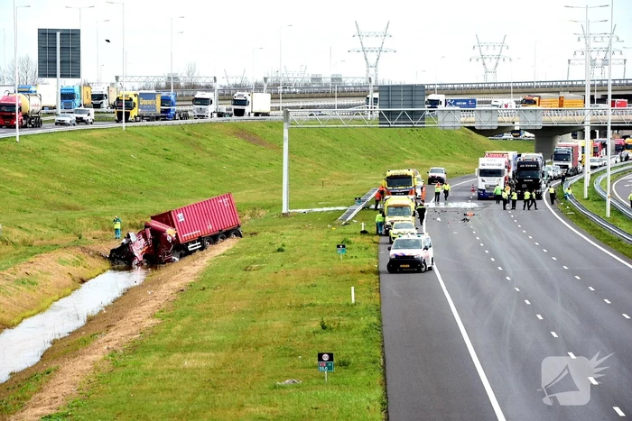 ongeval rijksweg a15 barendrecht