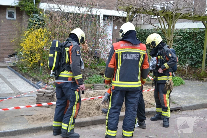 Gasleiding geraakt bij graafwerkzaamheden