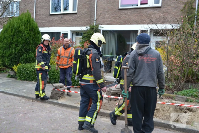 Gasleiding geraakt bij graafwerkzaamheden