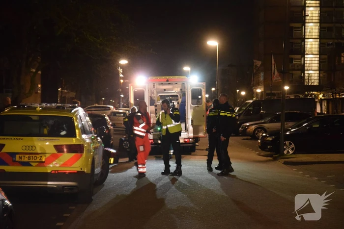 Politie schiet man in been na bedreiging met kapmes