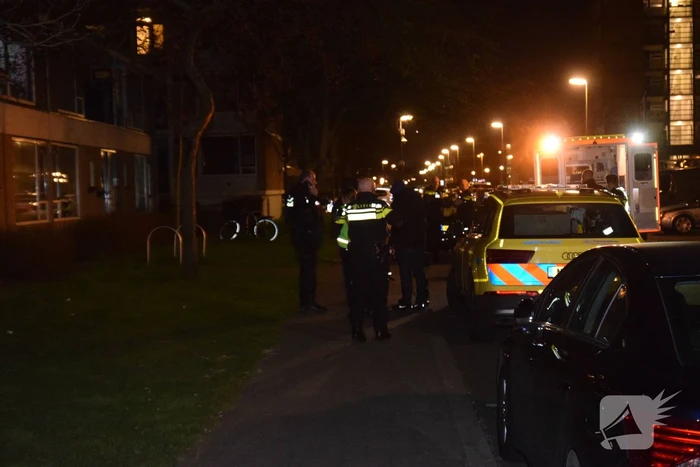 Politie schiet man in been na bedreiging met kapmes