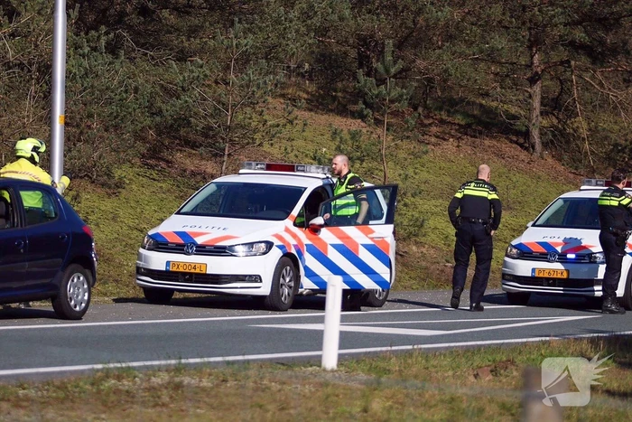 Twee mannen met getrokken wapens aangehouden na achtervolging