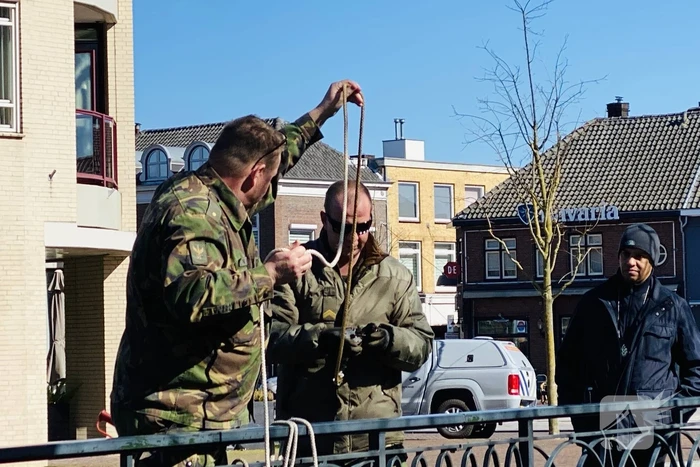 Aangetroffen granaat in de Aa tot ontploffing gebracht