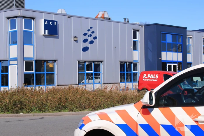 Politie bewaakt medicijnen-fabriek Ace Pharmaceuticals