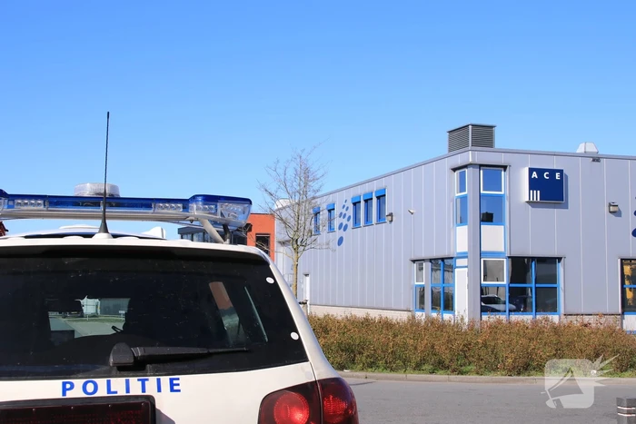 Politie bewaakt medicijnen-fabriek Ace Pharmaceuticals
