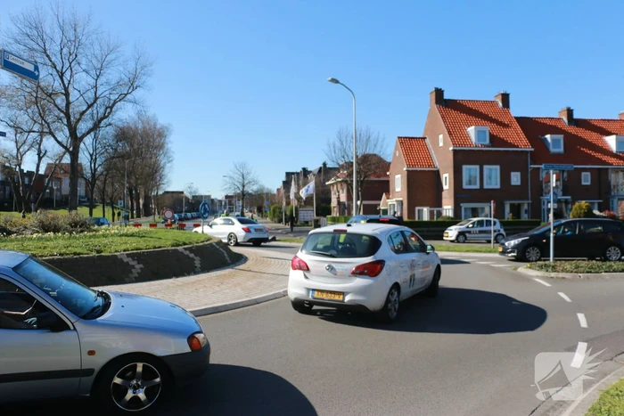 Toegangswegen richting zee op slot door coronavirus