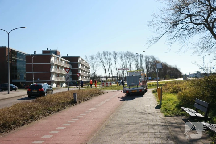 Toegangswegen richting zee op slot door coronavirus
