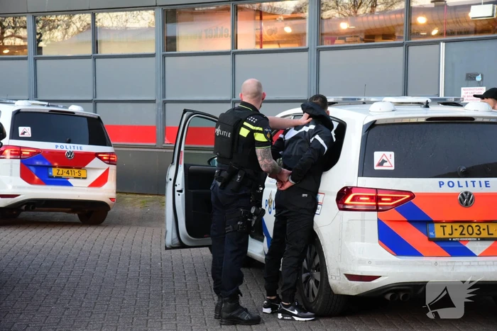 Gewonde bij schietpartij op parkeerplaats
