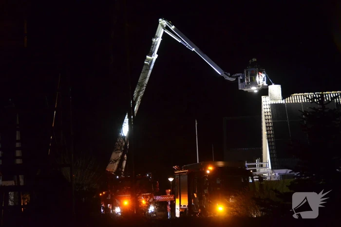 Brand in schoorsteen van woning
