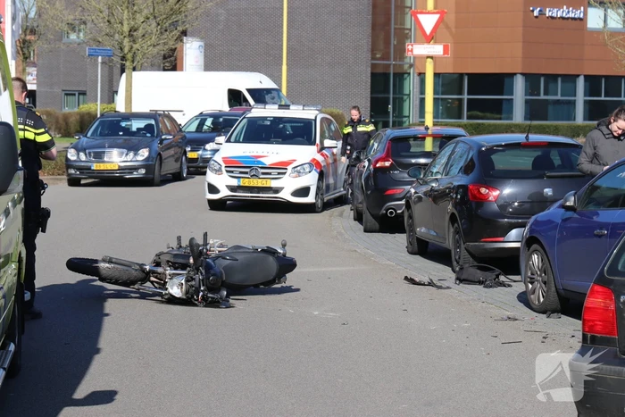Motorrijder uit de bocht gevlogen