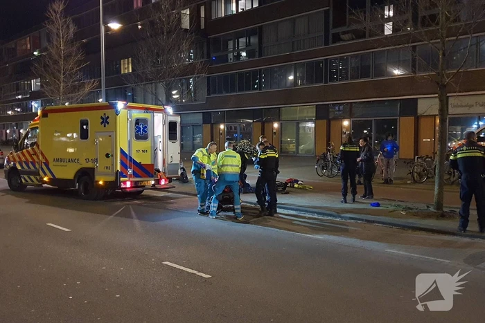 Scooterrijder zwaargewond na eenzijdig ongeval