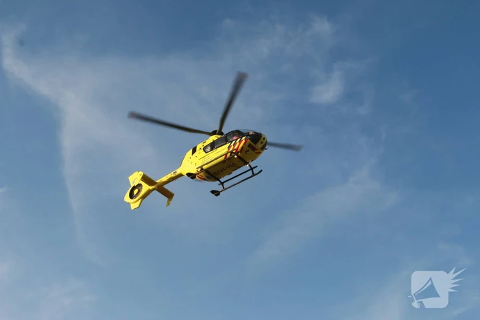 Landing traumahelikopter op boulevard trekt veel bekijks