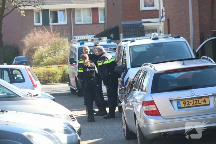Politie lost waarschuwingsschot bij arrestatie in Waterland