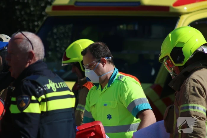 Fietser zwaargewond na aanrijding