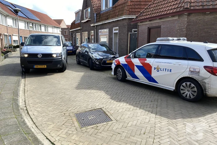 Politie zet woning af na incident