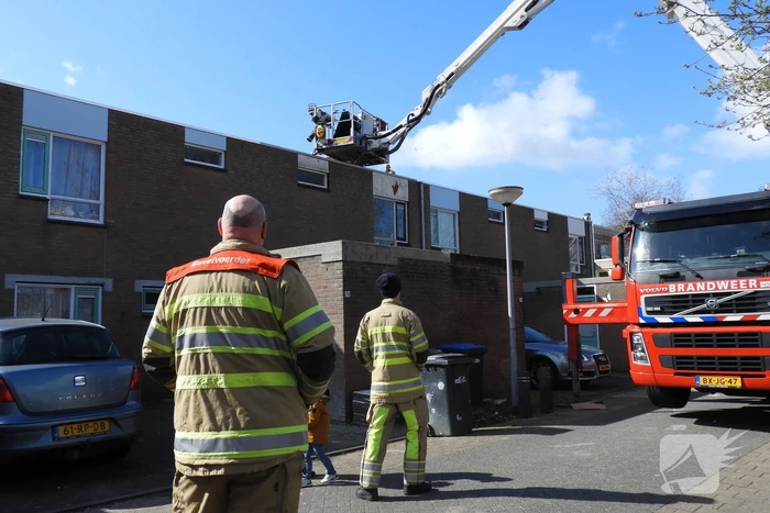 Zonnepanelen vormen gevaar door stormschade