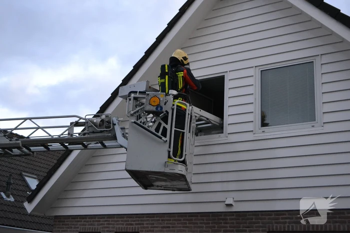 Brandweer komt te hulp bij afhijsing coronapatient