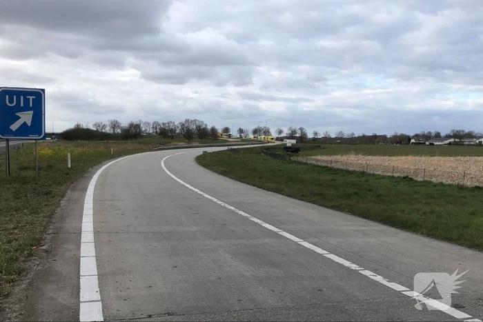IC-ambulancebus met coronapatiënten strandt
