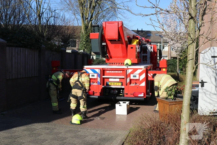 Veel rook bij schoorsteenbrand