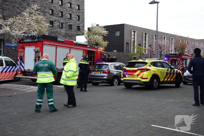 Meerdere voertuigen in brand in parkeergarage
