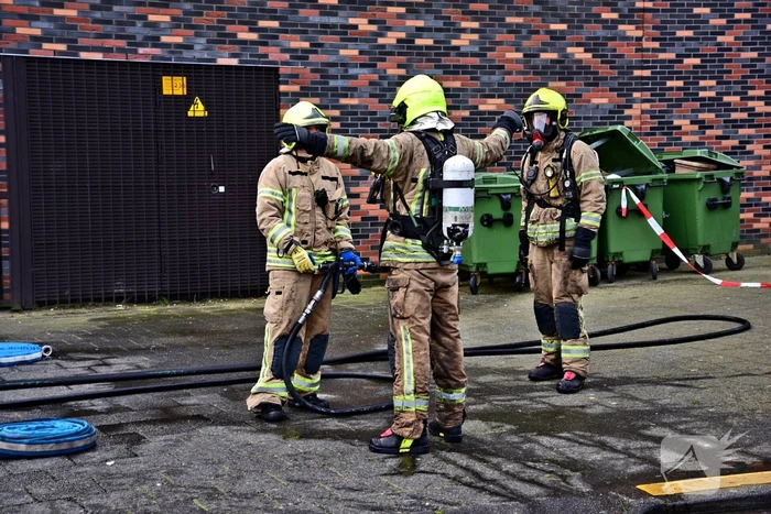 Meerdere voertuigen in brand in parkeergarage